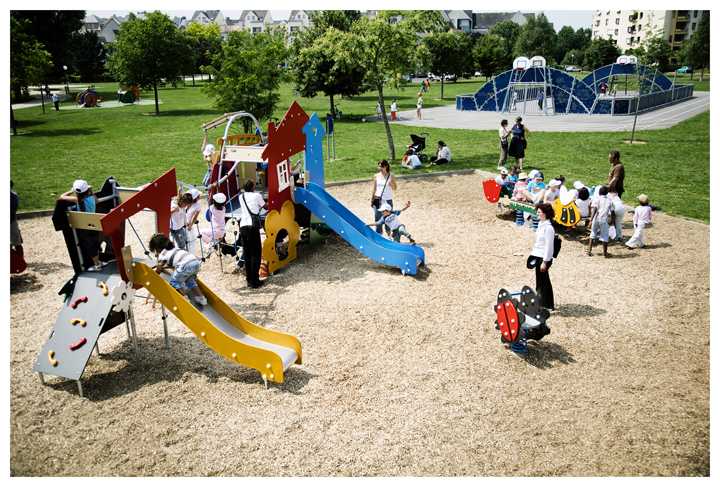 Kompan MOMENTS Playground Equipment